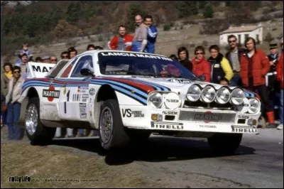 Quelle voiture équipée d'un moteur 5 cylindres en ligne fut la grande rivale de la Lancia 037 en rallye, au début des années 80 ?