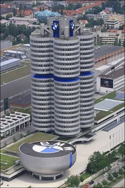 Où se situe le siège social de BMW ?