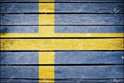 Quelle est la couleur de la croix sur le drapeau su&eacute;dois ?