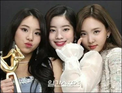 Qui sont elles de gauche à droite ?