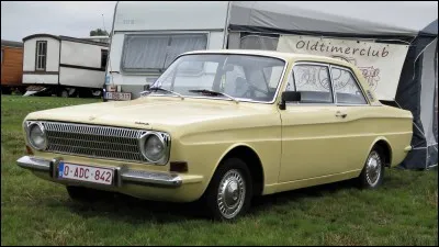 Revenons en Allemagne. Nous avons un mod&egrave;le qui a travers&eacute; beaucoup d'&eacute;poques puisqu'elle fut produite de 1939 &agrave; 1982. Quel est le nom du mod&egrave;le pr&eacute;c&eacute;dant la Sierra ?