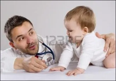 J'étudie le développement psychomoteur et physiologique normal de l'enfant, ainsi que ses pathologies. Que suis-je ?