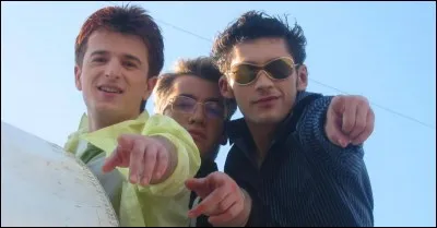 Les membres du groupe moldave O-Zone ont sorti ''Dragostea din tei'' en 2004. Dans quelle langue chantent-ils ce titre ?