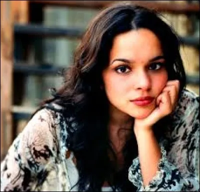 ''Sunrise'' est un titre de Norah Jones, la fille de l'Indien Ravi Shankar. Pour quelle raison est-il connu ?