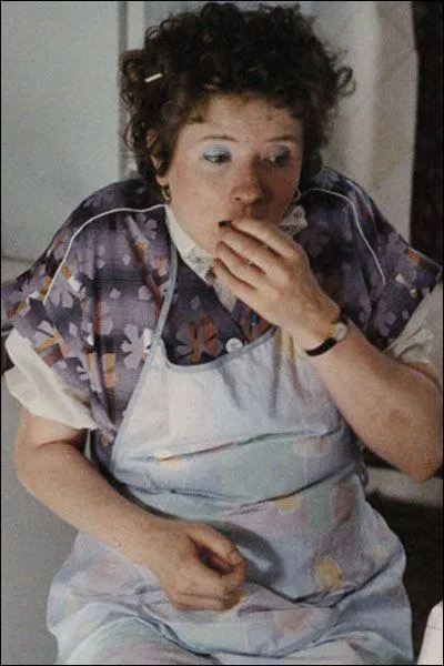 ' Mais Madame eu j'vous jure, j'ai jamais couch avec un garon ! ' dit ...