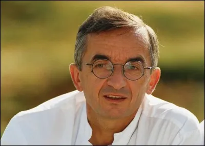 Michel Bras est un grand chef cuisinier français. Si je vous dis que son restaurant est situé à Laguiole, il est donc dans le département...