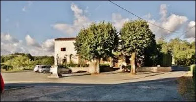 Petit village d'Occitanie de 78 habitants, dans l'aire urbaine de Castres, Saint-Jean-de-Vals se situe dans le département ...