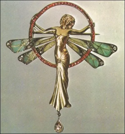 Qui est l'orfèvre catalan, créateur de ce bijou ?