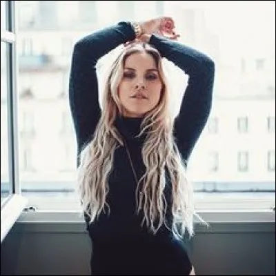 Comment s'appelle son chien ?