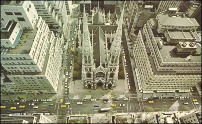 Quel nom porte cette cathédrale de New York ?