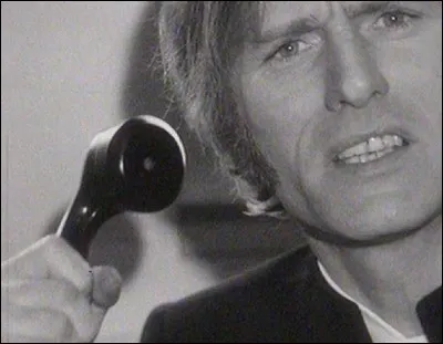 Pour qui 'y a l'téléphon qui son' dans une chanson de Nino Ferrer ?