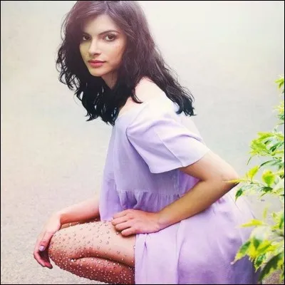 Quel est le nom de famille de Gloria ?