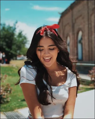 Comment s'appelle-t-elle ?