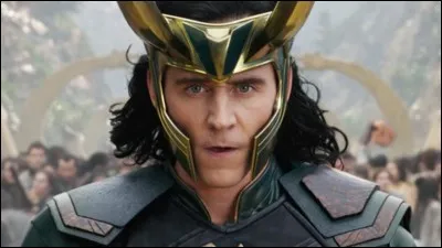Quel acteur joue le rôle de Loki dans ''Avengers'' ?
