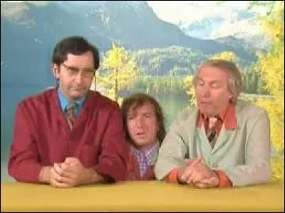 Bruno Lochet s'est fait gauler &agrave; &eacute;crire des horreurs dans les toilettes de la fromagerie. Compl&eacute;tez avec le mot correct r&eacute;p&eacute;t&eacute; trois fois : ''-------- M. Morel ! ---------- la chafouette ! -------- le michachon ! ''