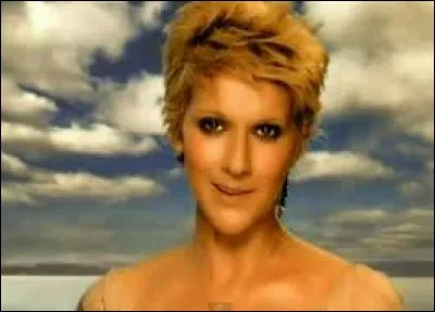 Céline Dion chante ''Tout l'or des hommes''. Si on rassemblait tout l'or du monde extrait de la Terre et qu'on en fasse un gros cube. Quelle serait, en mètres, la longueur d'une de ses arêtes ?