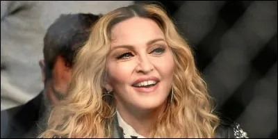Madonna a chanté ''Hollywood''. De quelle grande ville de Californie Hollywood est-il un quartier ?