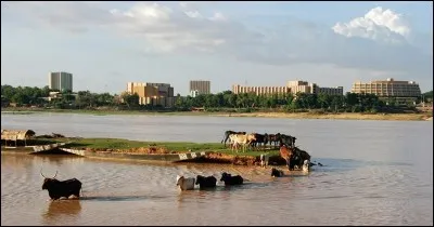 Cette ville africaine, capitale du Niger, c'est :