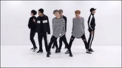 Qui est le plus mauvais danseur, selon le groupe ?