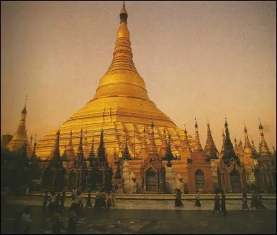 Dans quel pays peut-on visiter la "pagode Shwedagon" ?