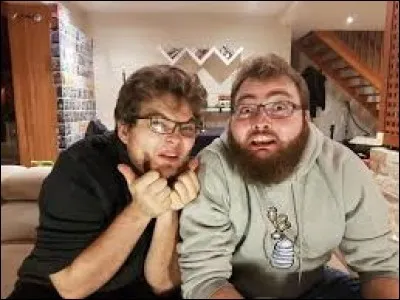 Comment se prénomment les frères de LinksTheSun ?