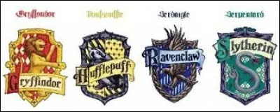 Qui décide dans quelle maison ils étudieront ? 

(Une réponse attendue)