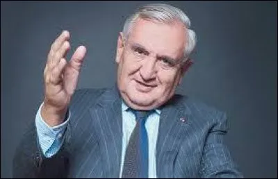 Jean-Pierre Raffarin avait l'habitude de montrer sa minne a Poitiers quand il était Premier ministre.