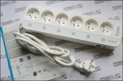 Que peut-il arriver en branchant trop d'appareils "gourmands" sur la même prise de courant avec une prise multiple ?