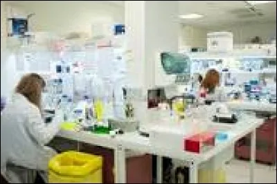 En Isère, il y a 65 laboratoires de recherche.
Quel est le nombre de laboratoires de recherche dans le Var ?