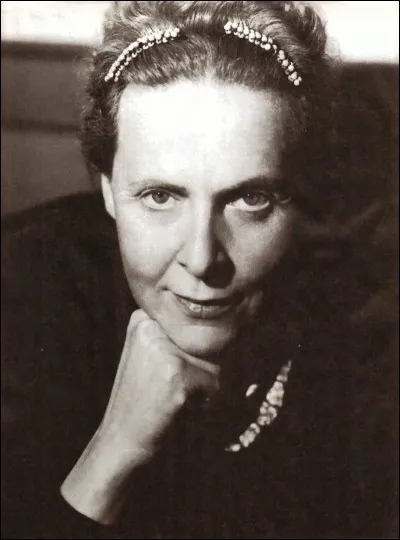 L'écrivaine lauréate du prix en 1944 est :