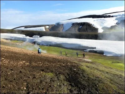 Parmi les propositions suivantes, laquelle est un affluent de la rivière Markarfljót ?