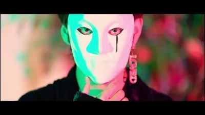 Qui chante "Singularity" ?