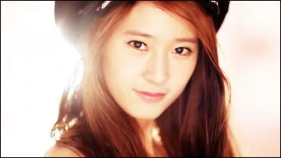 Qui chante "Hot summer" ?