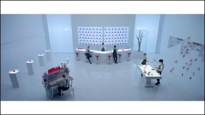 Qui chante "Scientist" ?