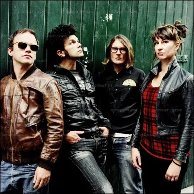 « La Belle et le Bad Boy » est une chanson du groupe Eiffel :