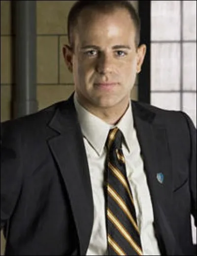 Comment s'appelle cet agent du gouvernement ?