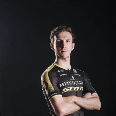 Comment se prénomme le frère de Simon Yates ?