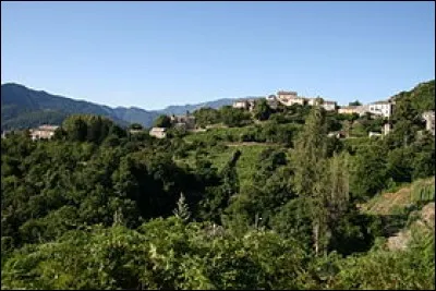 Dans quel département français trouve-t-on une commune qui s'appelle "Piano" ?