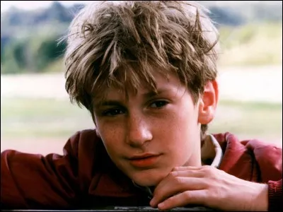 Dans le film 'La vie est long fleuve tranquille', quel est le diminutif du fils de la famille Groseille/Le Quesnoy échangé à la naissance avec Bernadette Le Quesnoy/ Groseille ?