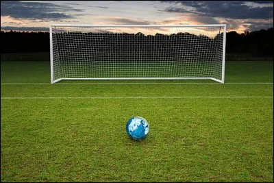 Au football, à quelle distance un penalty doit-il être tiré ?