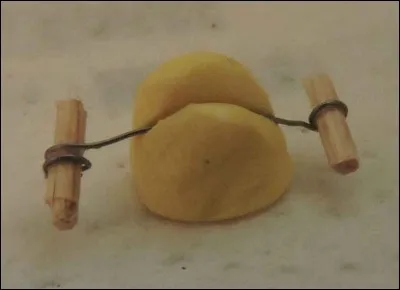 Quel est le nom de ce restaurant des Halles de Paris, que Gérard de Nerval appelle "Restaurant des aristos", dans la Bohême galante ?