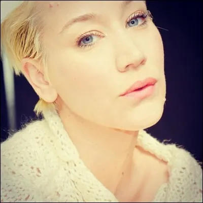 Qui est cette femme ?