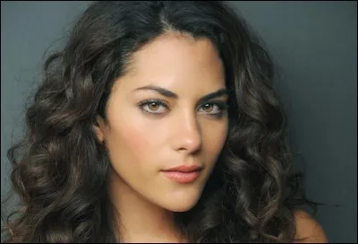 Qui est cette femme ?