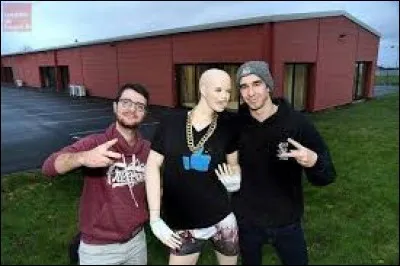 On trouve un studio gaming à la Redbox.