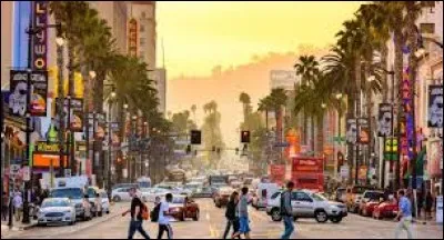 Laquelle de ces villes ne se trouve pas en Californie ?