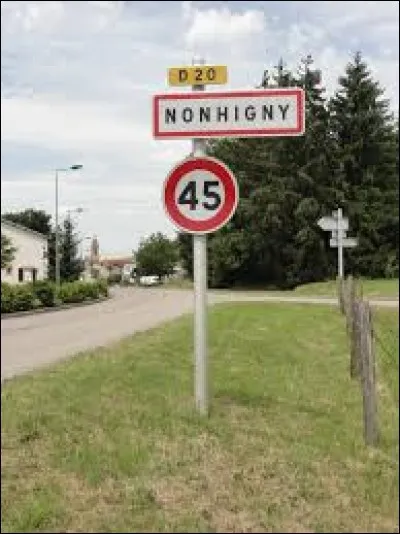 Nous terminons ce quizz à l'entrée du village, en venant de Badonviller. Petite question de géographie : quelle affirmation suivante est fausse ?