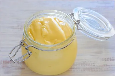 De quoi la mayonnaise est-elle un exemple ?
