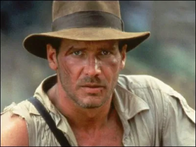 Dans quel opus de la saga Indiana Jones, le professeur Henry Walton Jones Jr (dit Indiana ou Indy) apparait-il pour la première fois ?