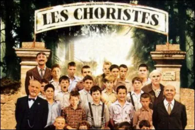 Qui joue le rôle du surveillant Clément Mathieu, professeur de musique sans emploi dans 'Les Choristes' ?