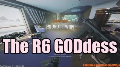 Quel est le nom de la seule femme qui est dans une équipe PL et quel est le nom de cette équipe ?